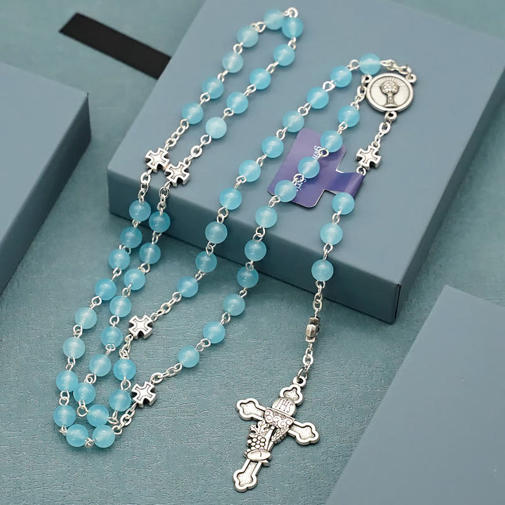 Christianartworkshop Segens-Rosenkranzkreuz aus hellblauem Chalcedon