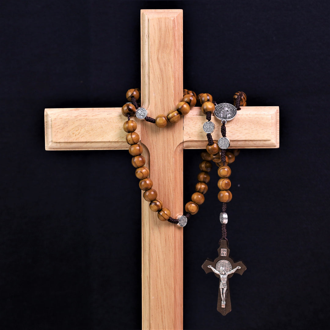 Rosenkranz und Kreuz aus Olivenholz mit Perlen des Heiligen Benedikt - image 7