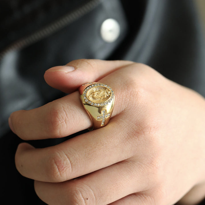 Christianartworkshop Ring aus Edelstahl mit Kreuzmotiv der Jungfrau Maria – Katholischer Schmuck für religiöse Anlässe - image 1