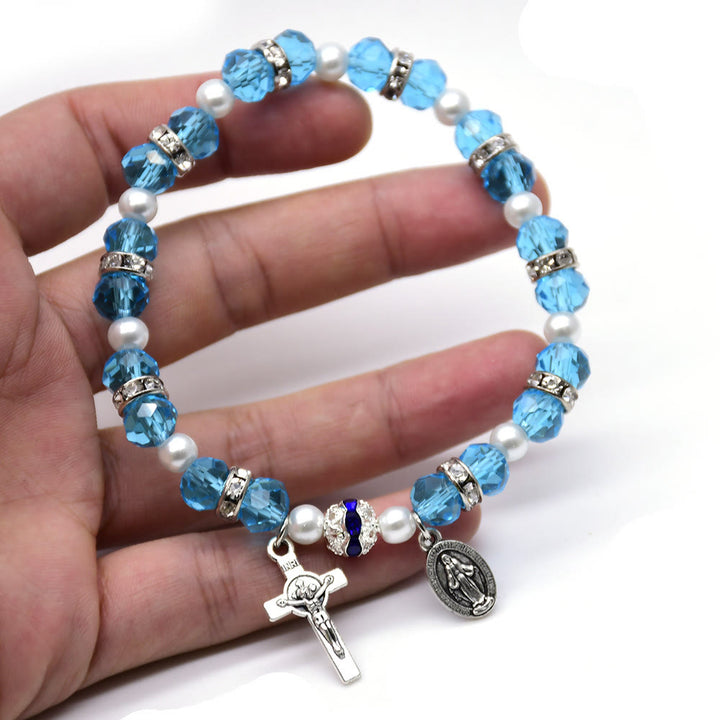 Christianartworkshop Stretch-Armband mit Kristallperlen, Kruzifix und Wundertätiger Medaille - image 3