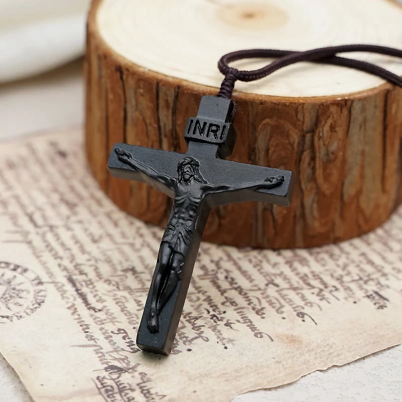 Christianartworkshop Halskette aus Holz mit Jesus-Kruzifix