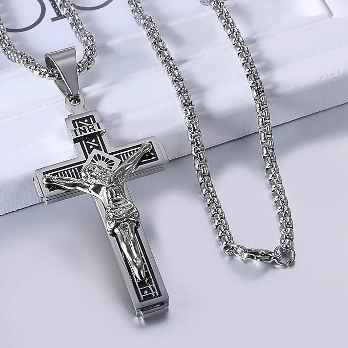 Christianartworkshop Handgefertigte Halskette mit Jesus-Kruzifix aus Titan - image 13
