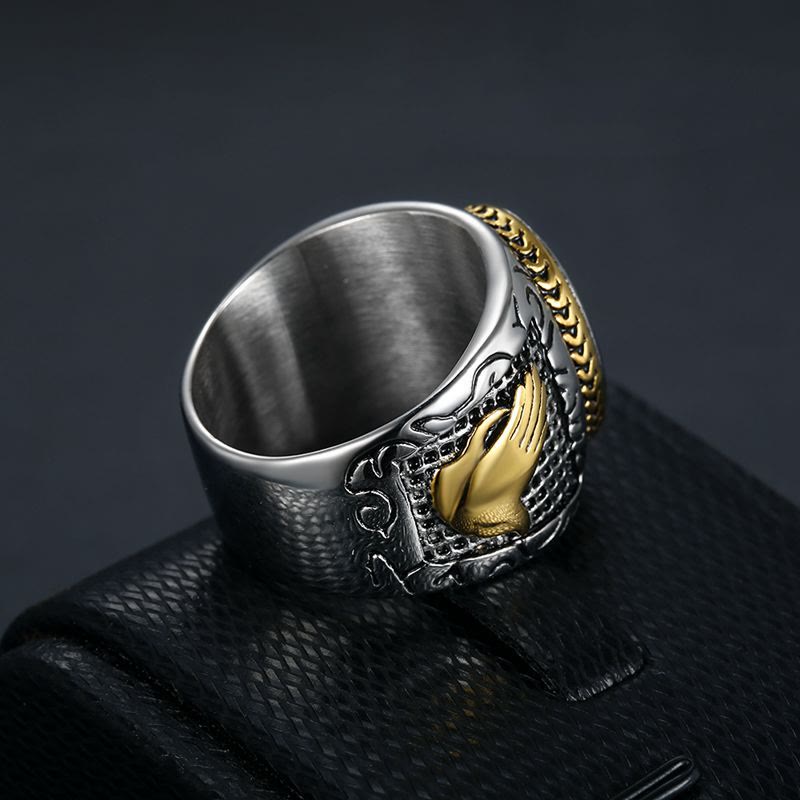 Christianartworkshop Retro-Kreuz „Hand Gottes“ Titanring - image 2