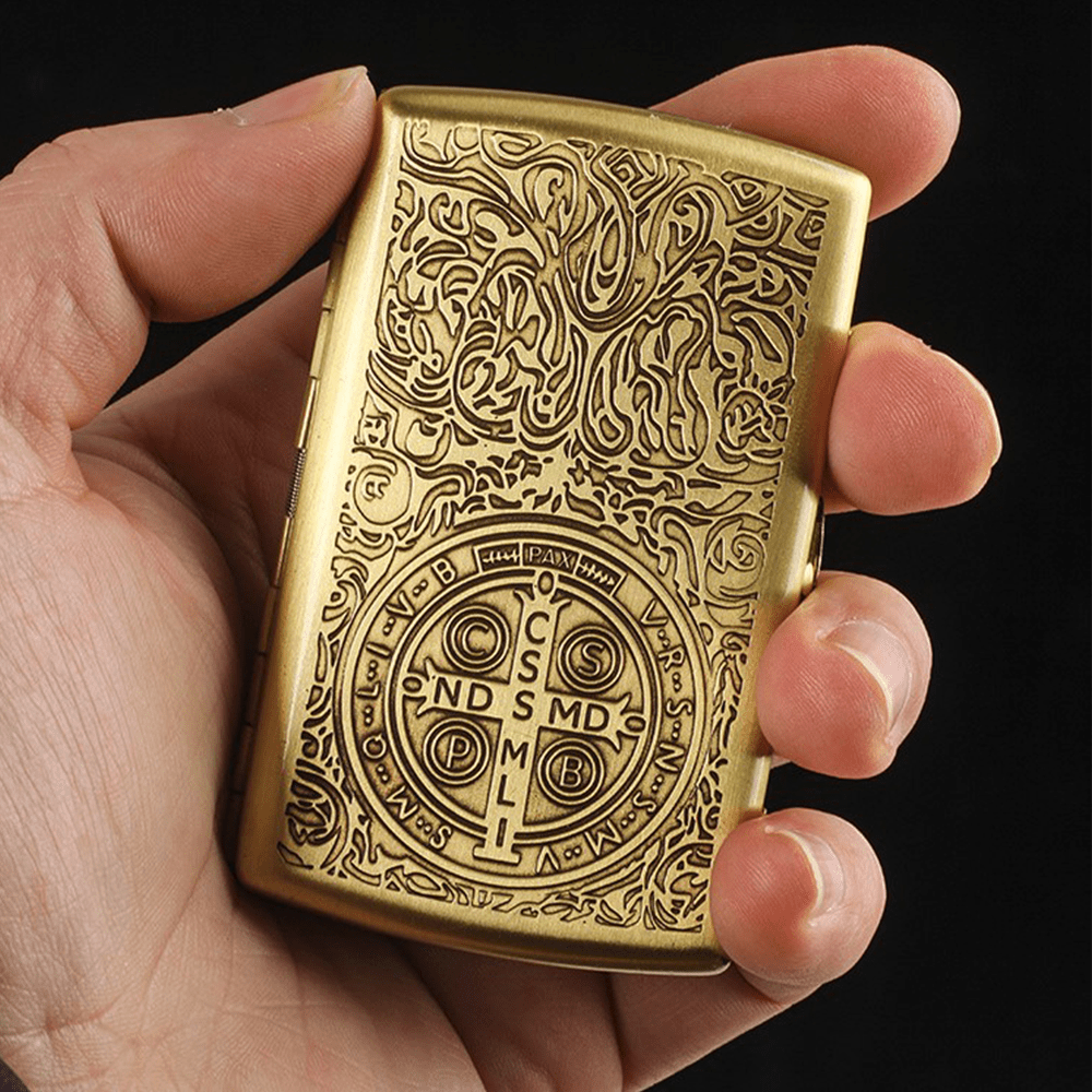 St. Benedikt Kreuz Medaillon Metall Zigarettenetui - image 3