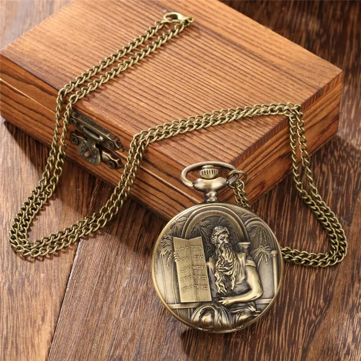 Taschenuhr mit Jesus-Bibel und Quarzwerk, Bronze - image 7