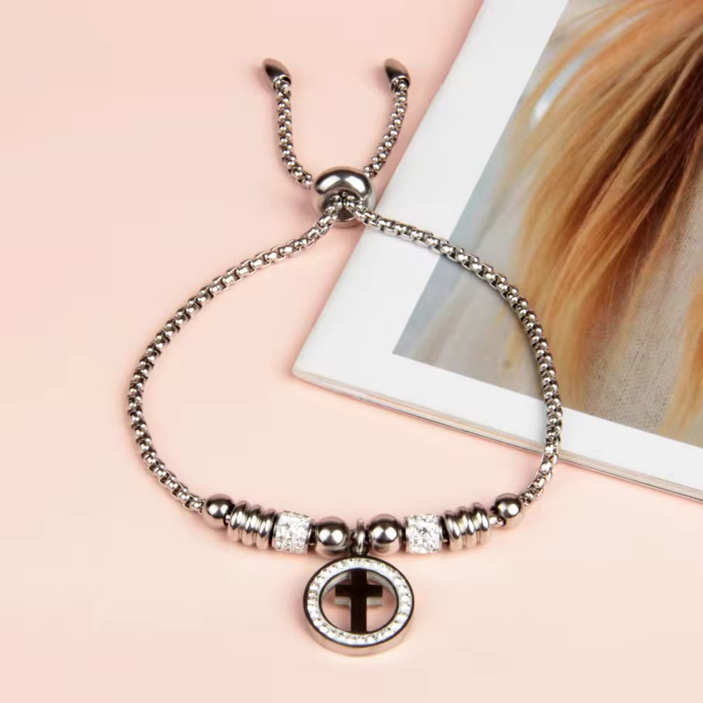 Christianartworkshop Handgefertigtes Armband mit kreisförmigem Kreuzanhänger und Zirkonia - image 10