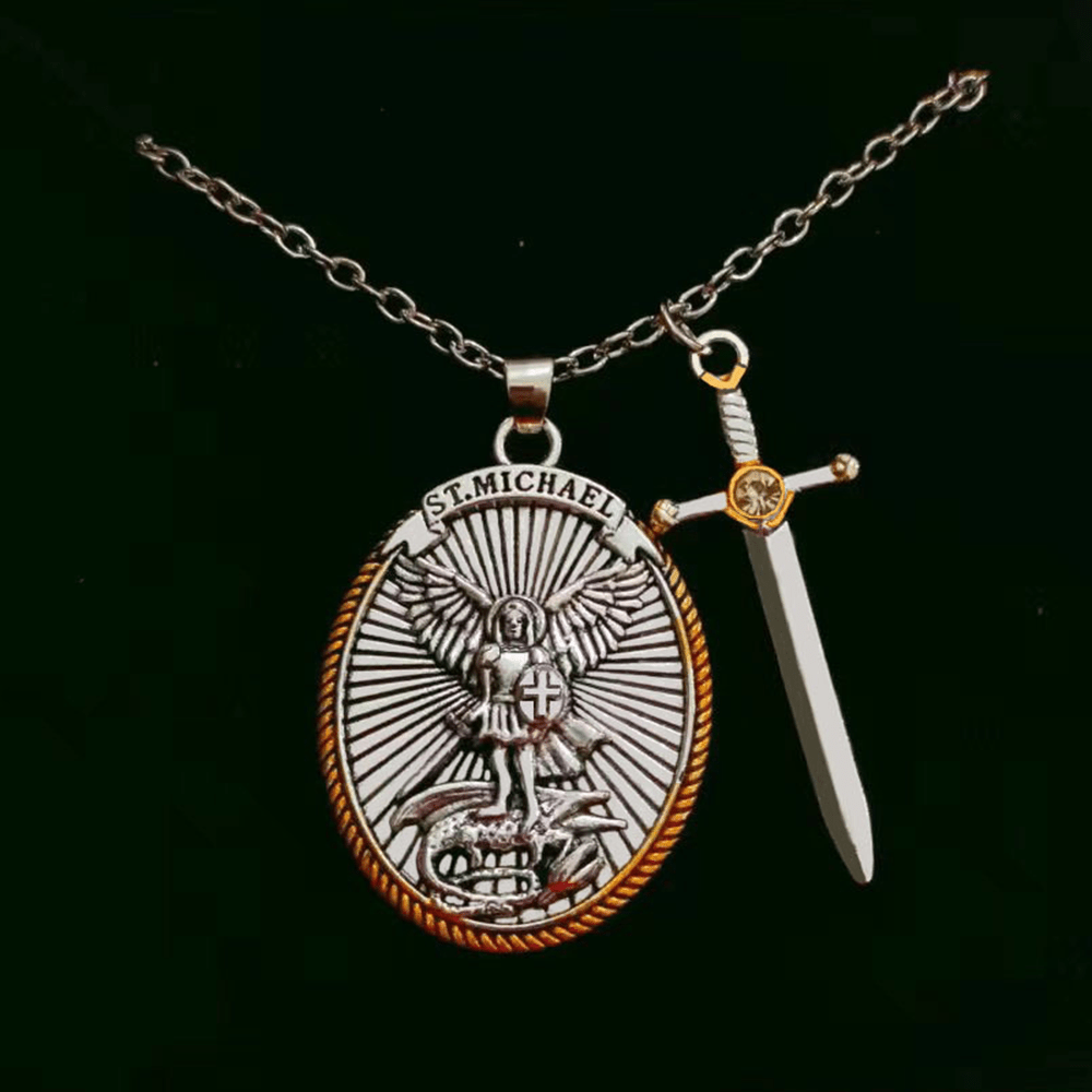 Christianartworkshop Halskette mit Anhänger „St. Michael“ in zweifarbigem Schwert und ovalem Schild - image 4