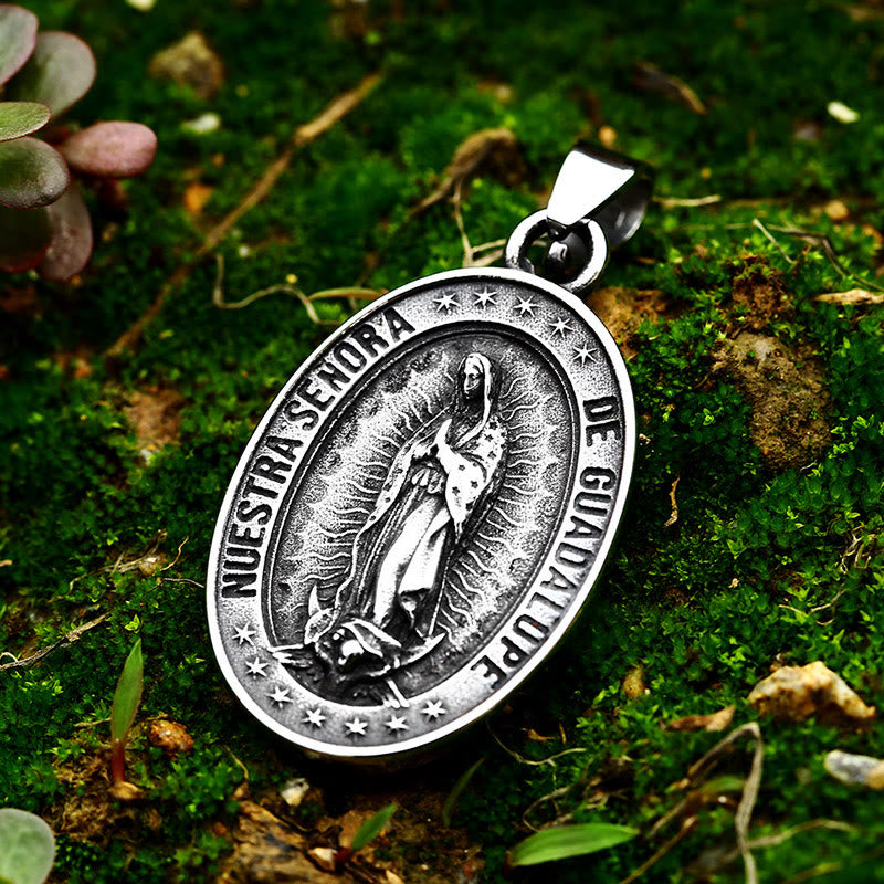 Christianartworkshop Die Schutzpatronin: Unsere Liebe Frau von Guadalupe Halskette - Silber - image 0