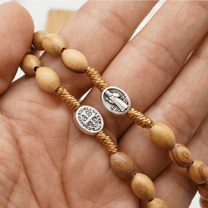 Christianartworkshop Handgefertigter Rosenkranz aus Olivenholzperlen mit einem Jahrzehnt Gebet