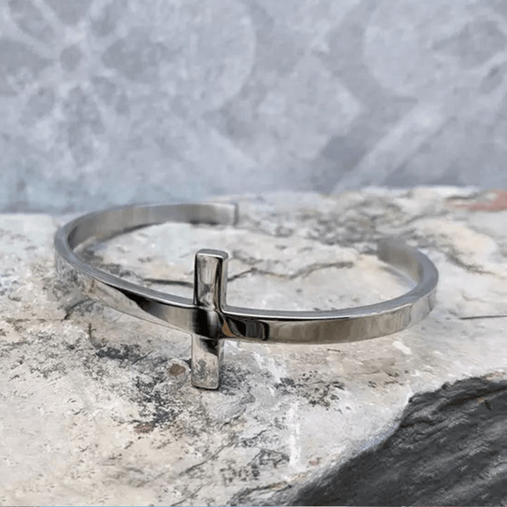 Christianartworkshop Silbernes Kreuz Armband - image 2