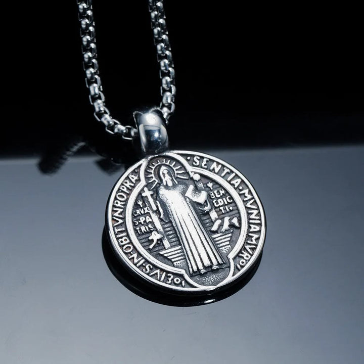 Christianartworkshop Doppelseitiges Muster St. Benedikt Symbol Halskette - Silber - image 8