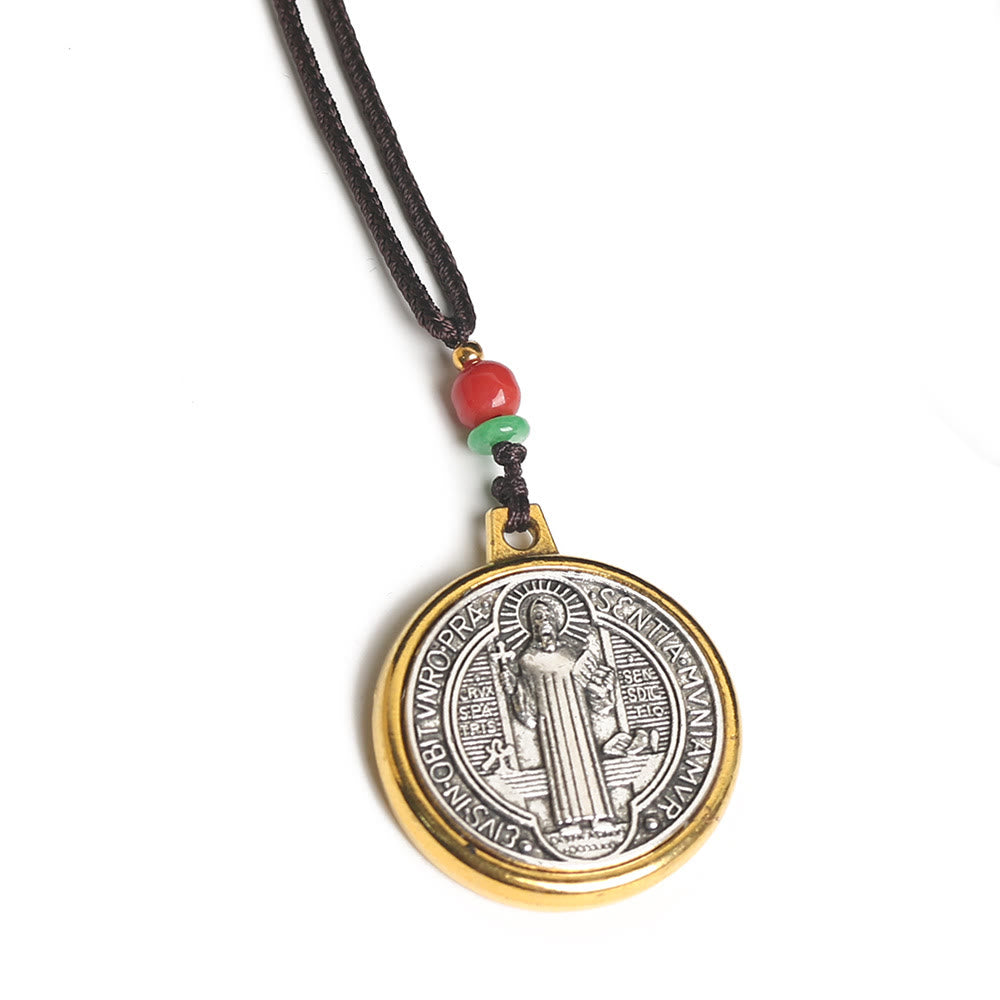 Christianartworkshop Klassische Halskette mit St. Benedikt-Medaillon und Amulett - image 1