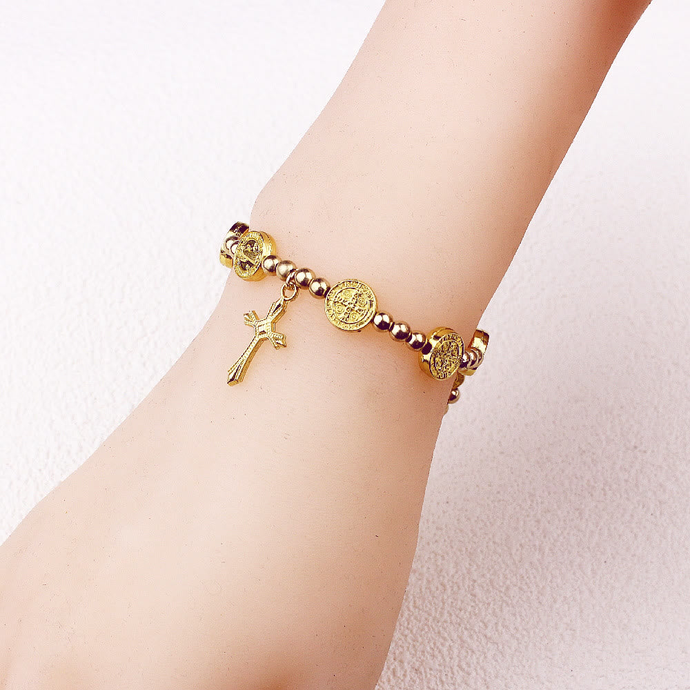 Christianartworkshop Goldfarbenes Stretch-Armband mit St. Benedikt-Kreuz - image 2