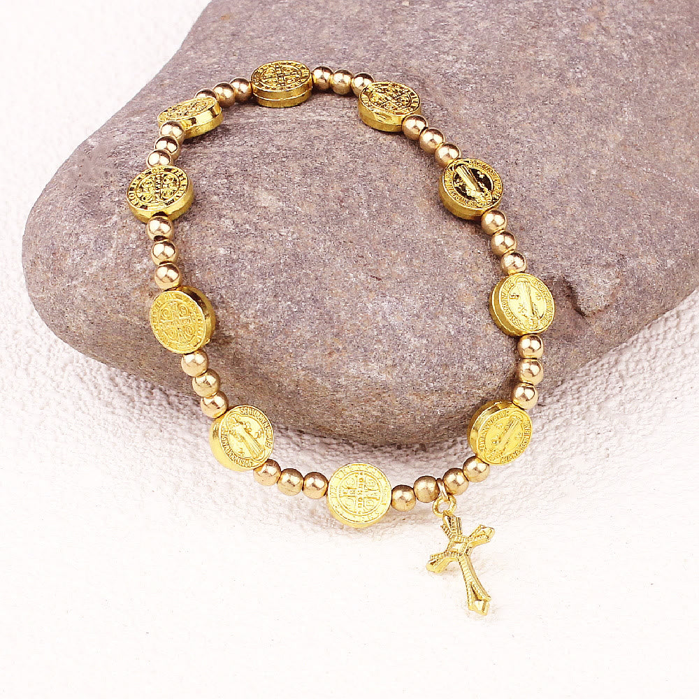 Christianartworkshop Goldfarbenes Stretch-Armband mit St. Benedikt-Kreuz - Golden - image 1