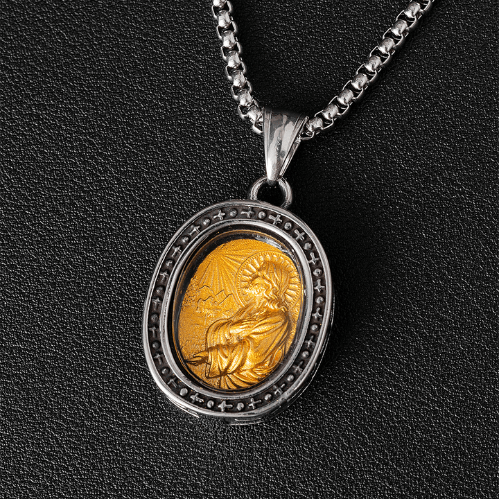 Christianartworkshopthe Halskette mit goldenem Christus-Medaillen-Anhänger aus Titan - Auferstehung - image 11