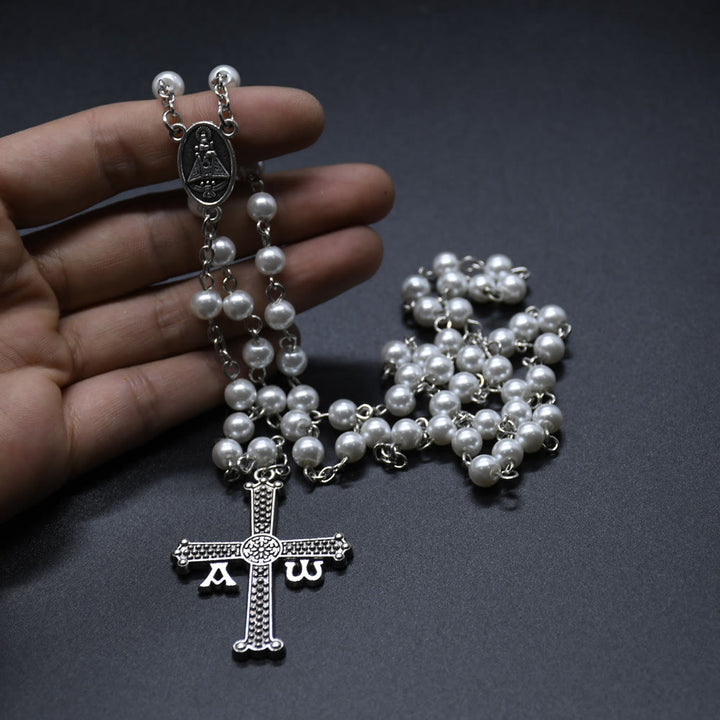 Christianartworkshop Rosenkranzkette San Juan del Valle, Medaille und Kreuz, 6 mm, rund, weiße Glaslegierung - image 4