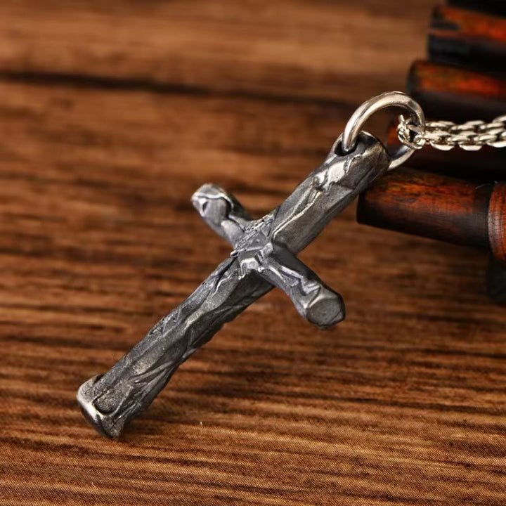 Christianartworkshop Halskette mit Kreuz im minimalistischen Stil aus schwerem Metall mit gesprungenem Kreuz - image 4