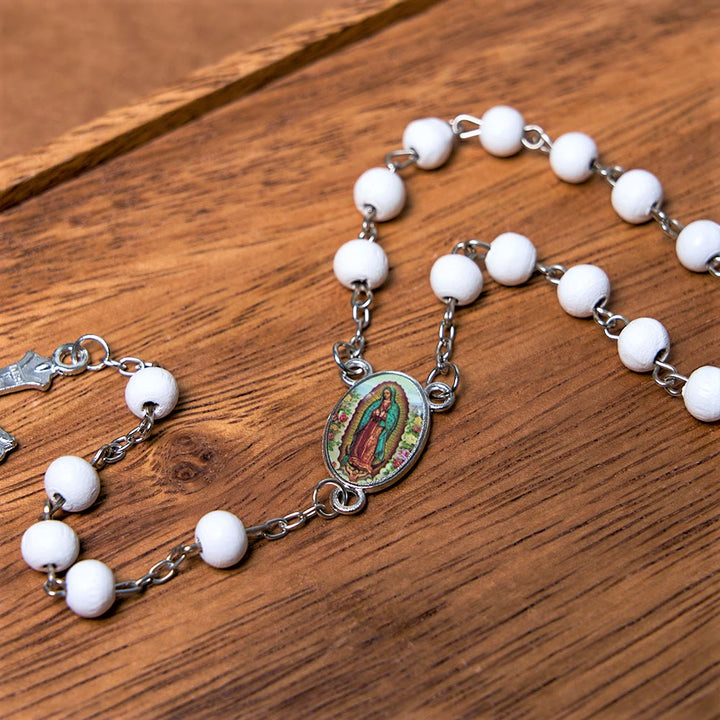 Christianartworkshop Rosenkranz „Unsere Liebe Frau von Guadalupe & Kruzifix“ aus runder, mehrfarbiger Kette aus Holzlegierung, 6 mm - image 5