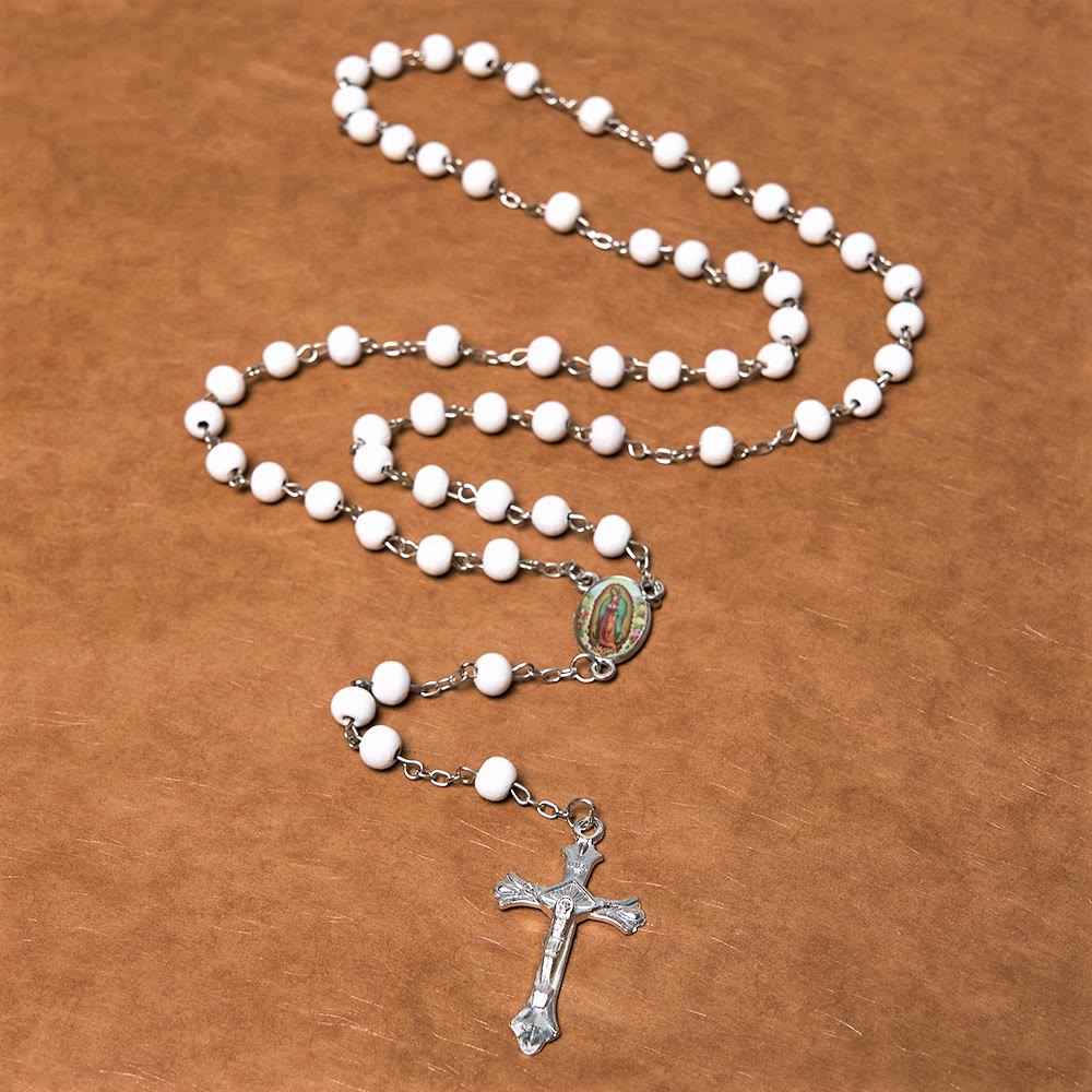 Christianartworkshop Rosenkranz „Unsere Liebe Frau von Guadalupe & Kruzifix“ aus runder, mehrfarbiger Kette aus Holzlegierung, 6 mm - image 6