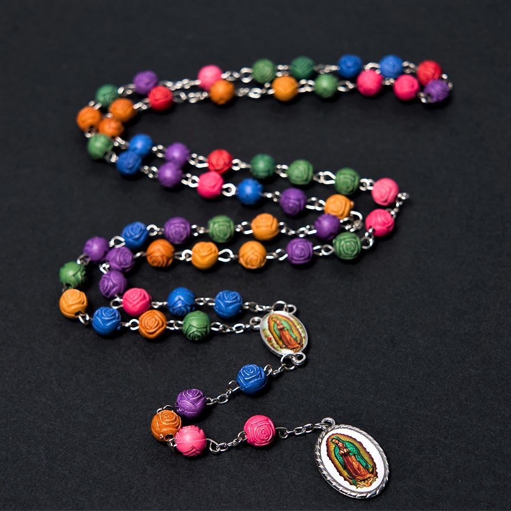 Christianartworkshop Rosenkranz „Unsere Liebe Frau von Guadalupe“ mit Kruzifix, 8 mm, mehrfarbig, Kunstharzlegierung - Unsere Liebe Frau von Guadalupe - image 1