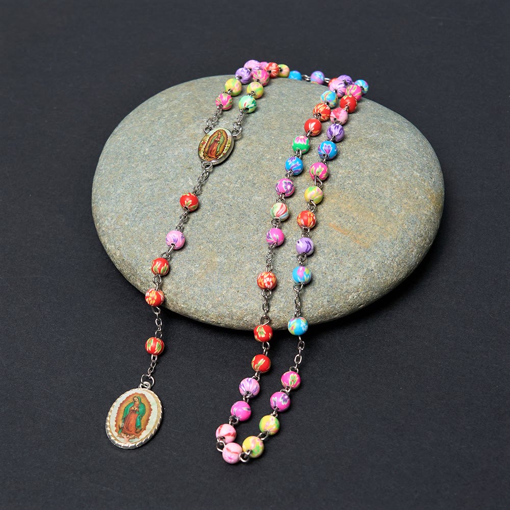 Christianartworkshop Rosenkranz „Unsere Liebe Frau von Guadalupe“ und Kruzifix, rund, 6 mm, mehrfarbig, Polymer-Ton-Legierung - Unsere Liebe Frau von Guadalupe - image 1