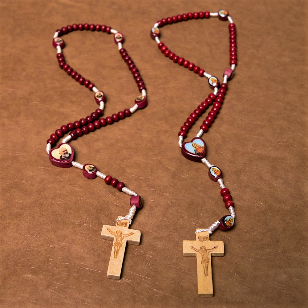 Christian Art Weinrote Holzperlen Kreuz Jungfrau Maria Hand Rosenkranz - image 2