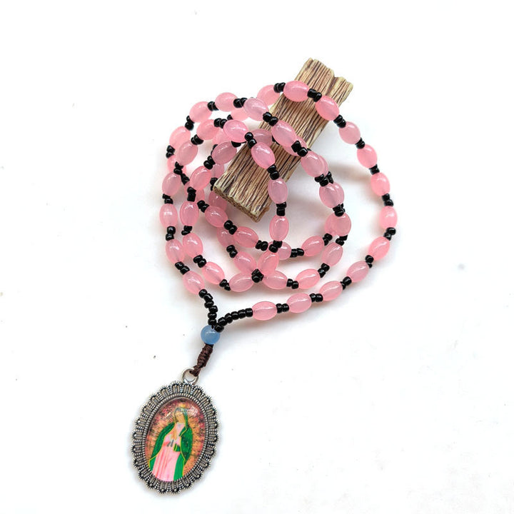 Christianartworkshop Halskette mit Anhänger im klassischen Stil mit 9 Heiligenikonen (Jesus und Jungfrau Maria) - Rosa - Unsere Liebe Frau von Guadalupe - image 13