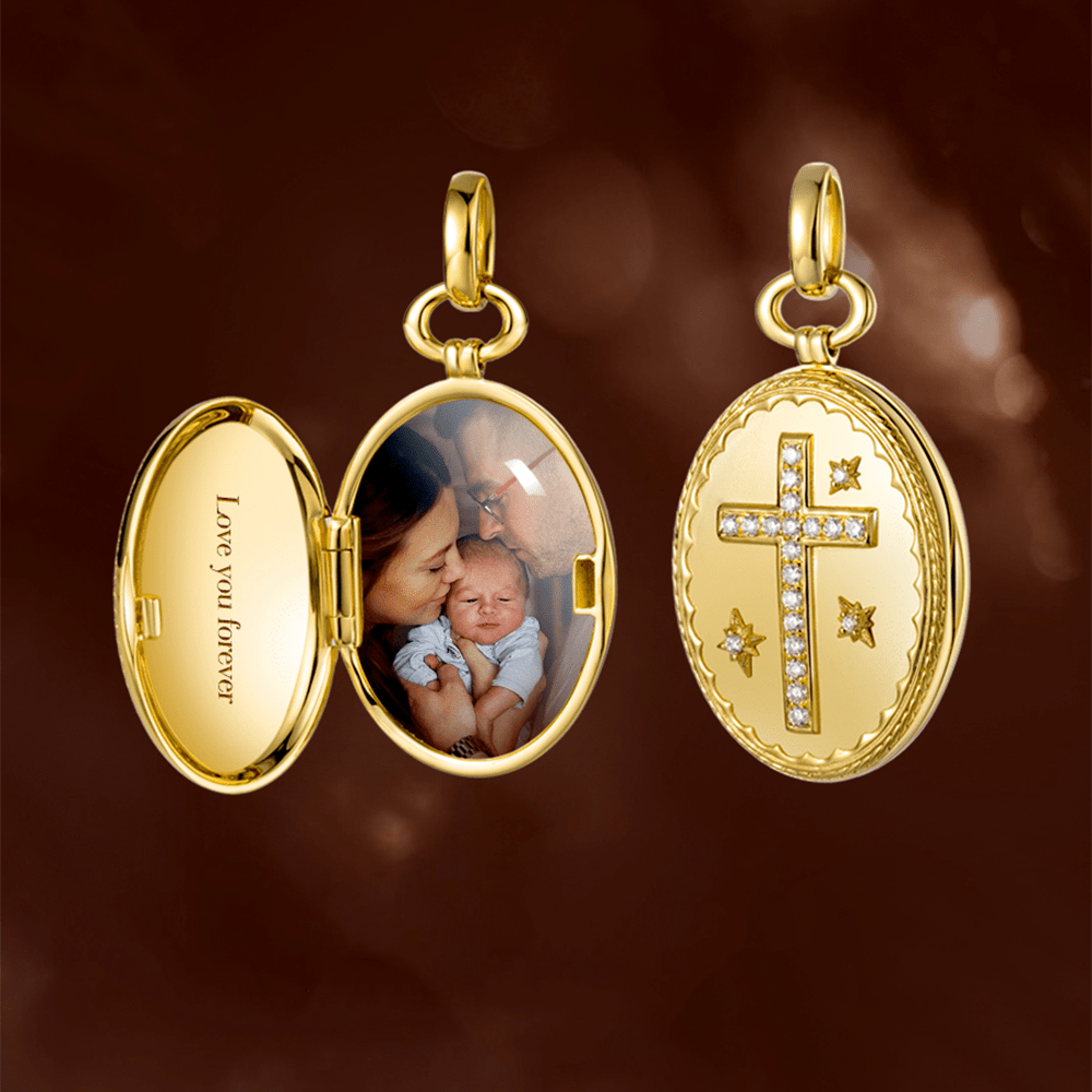 Christianartworkshop Halskette mit Kreuz-Schatzkiste-Anhänger, 18 Karat Gold, Diamantbesatz, moderner Stil - image 2