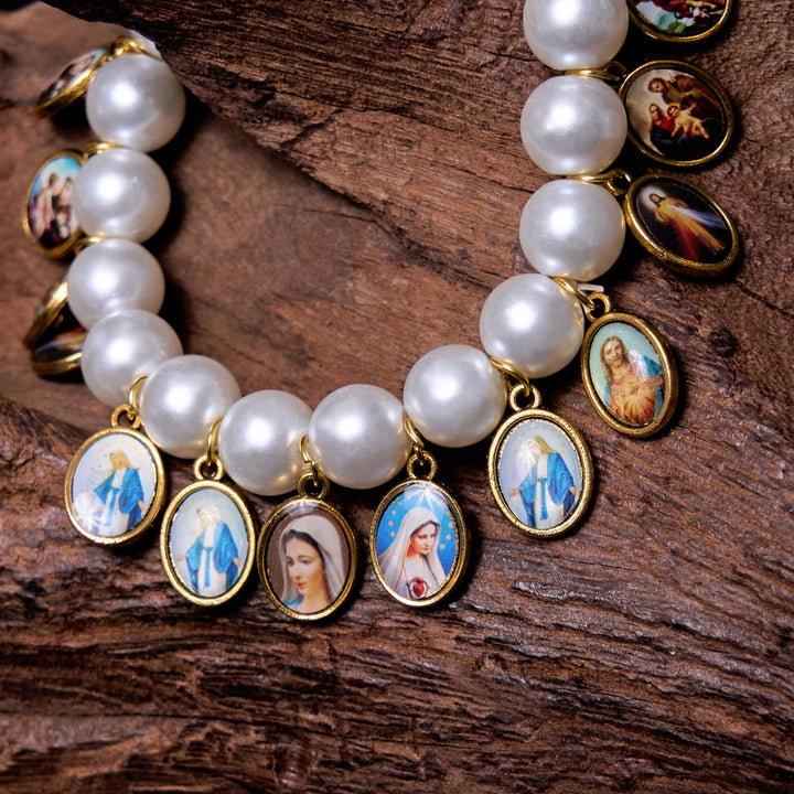 Christianartworkshop Retro-Stil Medaillen Kreuz Perlenarmband mit Heiligen Jesus Maria Medaillen von Christianartworkshop - image 7
