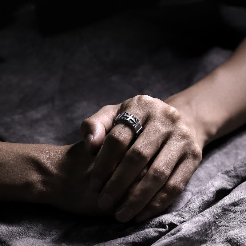Christianartworkshop Verstellbarer Ring im Retro-Minimalismus-Stil aus schwerem Metall mit Kreuz - image 3