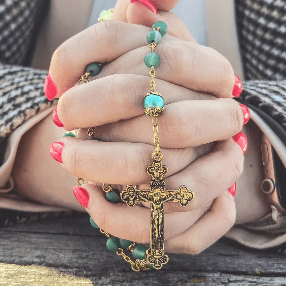 Rosenkranz mit Wundermedaille und Kruzifix von Christianartworkshop, 6 mm rund, grün, aus Kristalllegierung - image 4