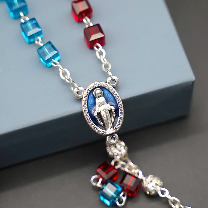 Christianartworkshop Wundertätige Medaille und Kruzifix aus 6 mm quadratischem Rosenkranz aus mehrfarbiger Kristalllegierung - image 5