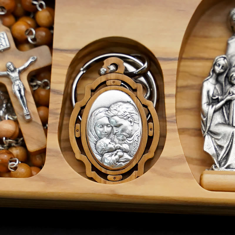 Christianartworkshop Handgefertigtes religiöses Andachts-Rosenkranz-Set der Heiligen Familie aus Olivenholz - image 6