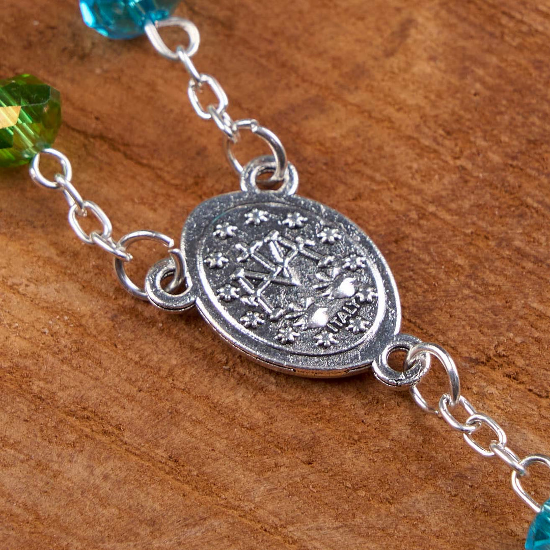 Christianartworkshop Wundertätige Medaille und Kruzifix aus 6 mm Polyeder, mehrfarbige Kristalllegierung, Rosenkranzkette - image 6