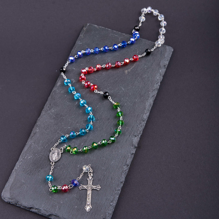 Christianartworkshop Wundertätige Medaille und Kruzifix aus 6 mm Polyeder, mehrfarbige Kristalllegierung, Rosenkranzkette - image 3