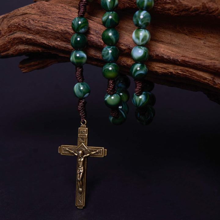 Christianartworkshop Rosenkranz „Unsere Liebe Frau von Guadalupe“ und Kruzifix aus 10 mm rundem grünem Achat und Nylonschnur - image 3