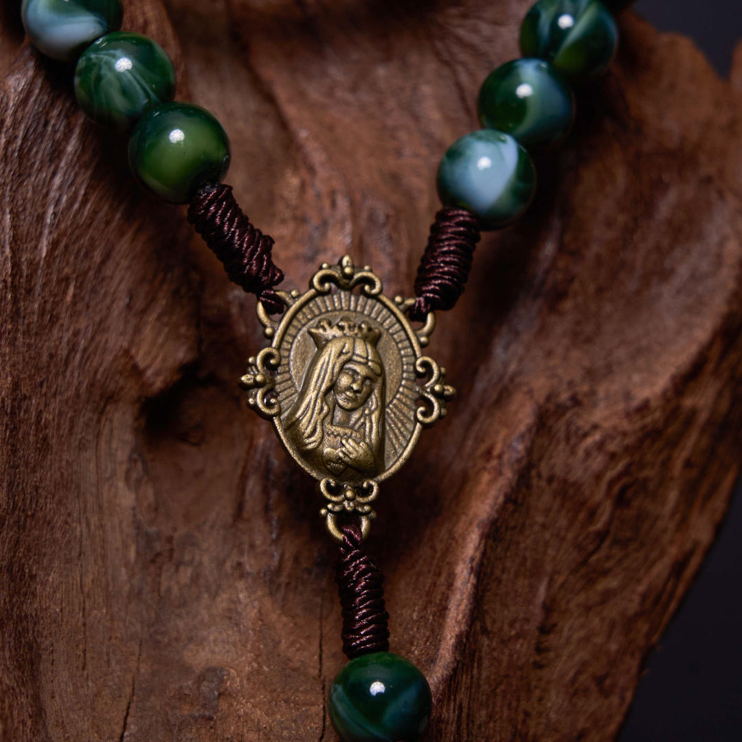 Christianartworkshop Rosenkranz „Unsere Liebe Frau von Guadalupe“ und Kruzifix aus 10 mm rundem grünem Achat und Nylonschnur - image 5