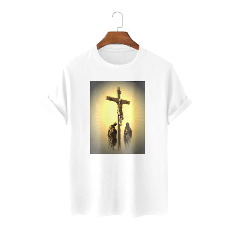 Christianartworkshop T-Shirt im klassischen Stil mit der Grafik „Kreuzigung Jesu“, kurzärmlig, gewaschen - Weiß - 2XL - image 1