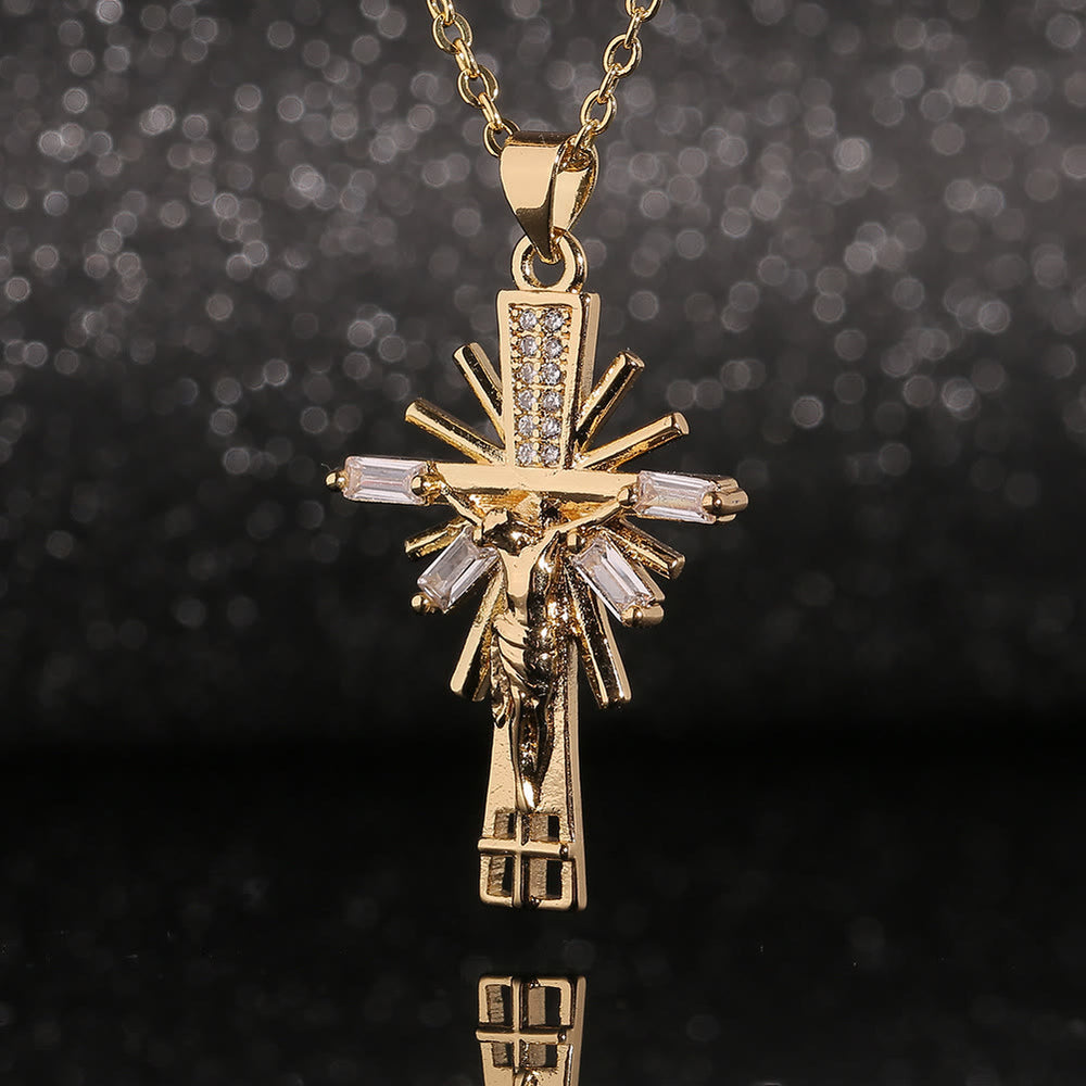 Christianartworkshop Leichte Halskette mit Kruzifix-Anhänger im Luxus-Stil mit Diamanten - image 2