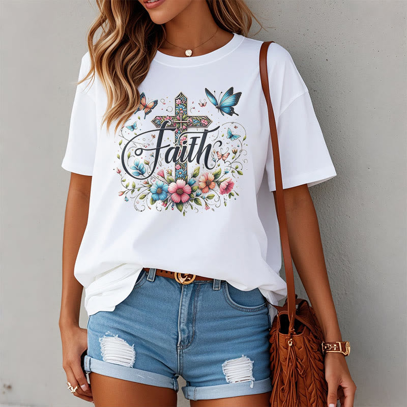 Christianartworkshop Kurzarm-T-Shirt im Bohemian-Stil mit Blumen- und Kreuzmotiv - image 3