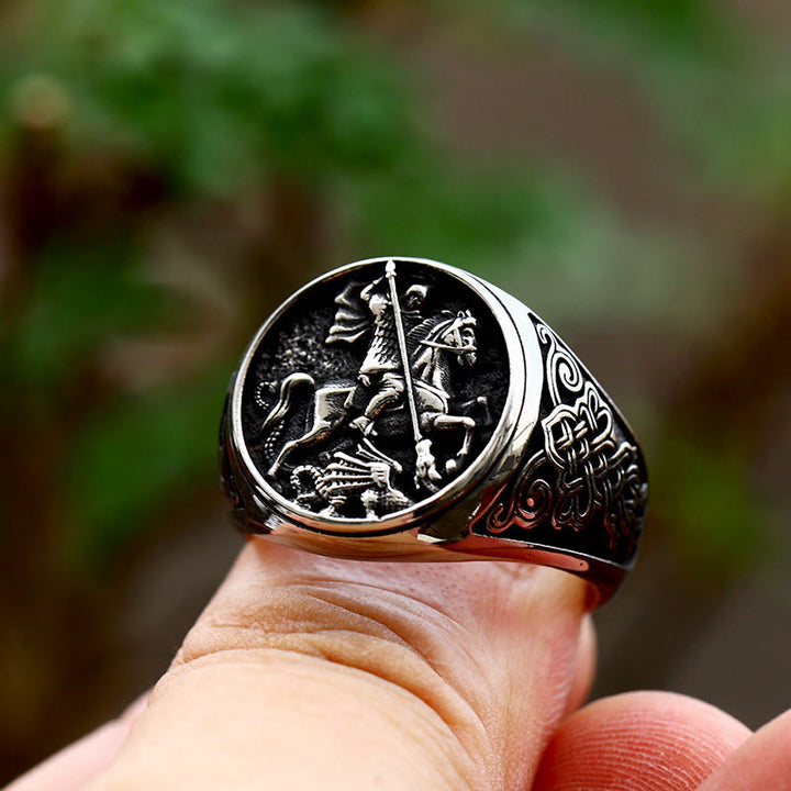 Christianartworkshop Klassischer Ring aus Legierung mit der Figur des Heiligen Georg im Retro-Stil