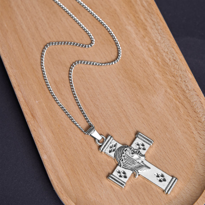Christianartworkshop Halskette mit Anhänger im Retro-Stil mit Jesus-Symbol und Kreuz