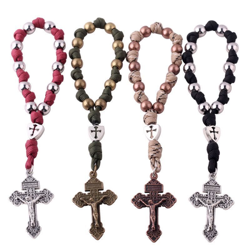 Christianartworkshop 4 Farben Paracord Handgefertigter Taschenrosenkranz/Autoschutz-Anhänger zum Aufhängen - image 1
