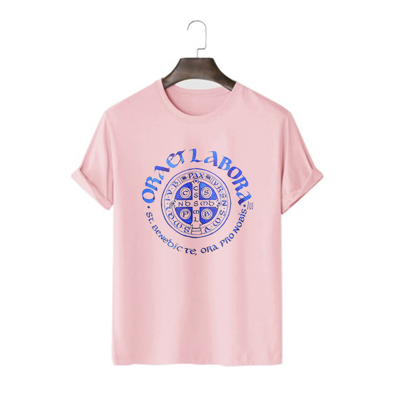 Christianartworkshop Klassisches T-Shirt mit der Ora et Labora-Medaille des Heiligen Benedikt, kurzärmlig, gewaschen