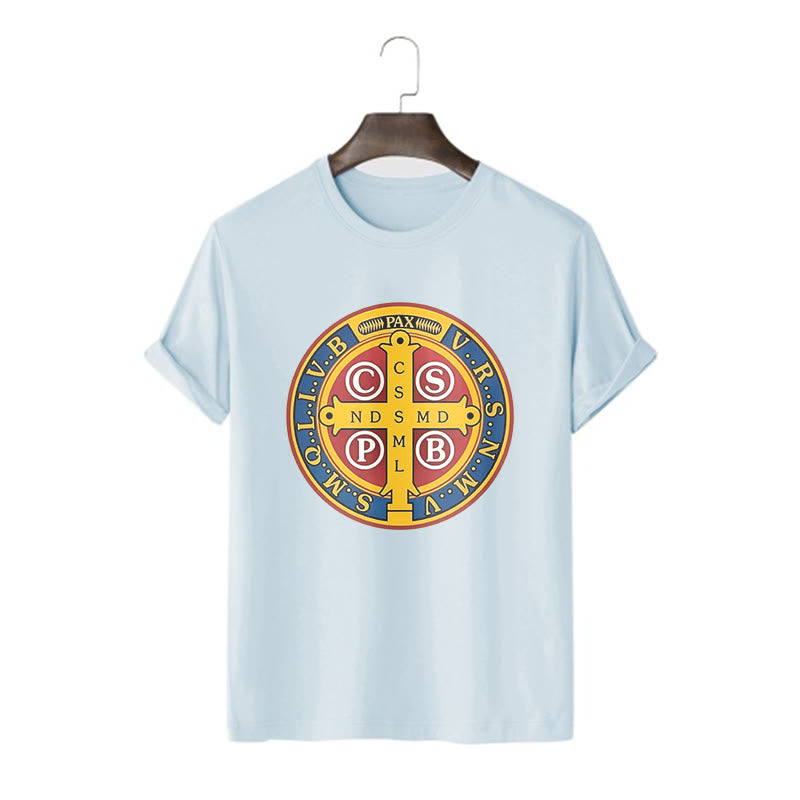 Christianartworkshop Klassisches Kurzarm-T-Shirt mit goldener St.-Benedikt-Medaille - Blau - 2XL - image 17