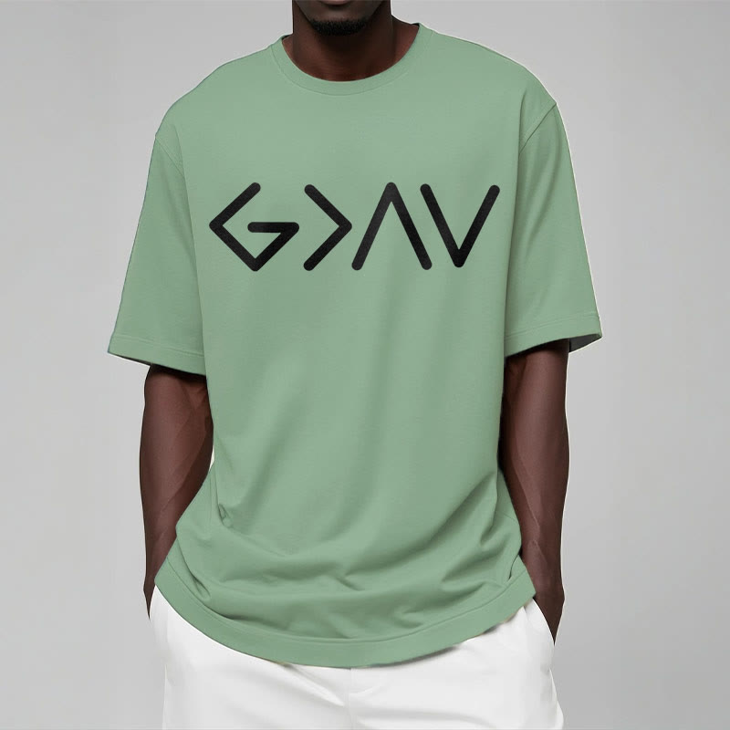 Christianartworkshop – Minimalistischer, vom Glauben inspirierter, kurzärmliger, gewaschener T-Shirt „God Is Greater“