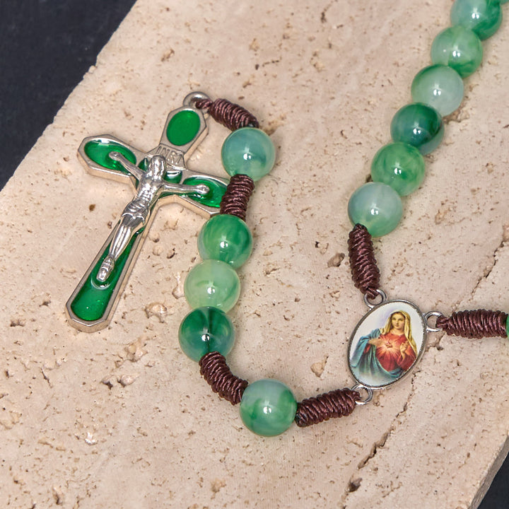 Christianartworkshop Rosenkranz mit dem Unbefleckten Herzen Mariens und Kruzifix, rund, 10 mm, grüne Acryl-Nylonschnur
