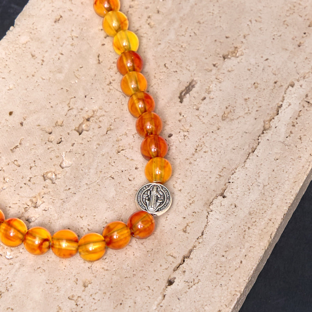 Christianartworkshop Rosenkranz-Armband im klassischen Stil mit der Medaille des Heiligen Benedikt