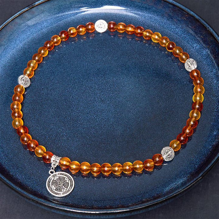 Christianartworkshop Rosenkranz-Armband im klassischen Stil mit der Medaille des Heiligen Benedikt