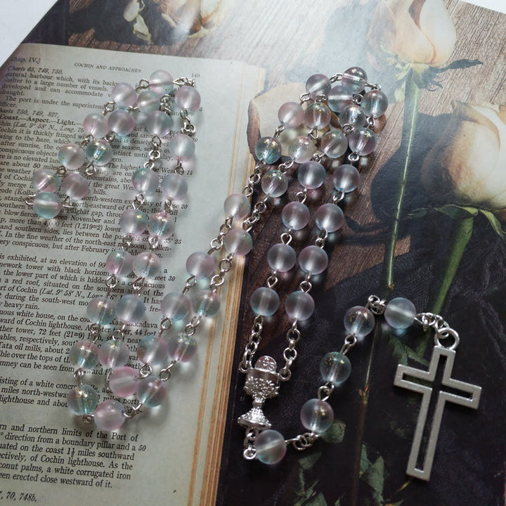 Christianartworkshop Heiliger Gral und Kreuz aus 8 mm runder mehrfarbiger Glaslegierungskette mit Rosenkranz